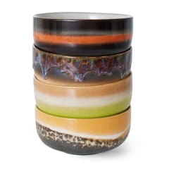 4 Boles de postre 70's, Humus