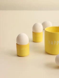 2 Hueveras Design Letters, Hello-yellow