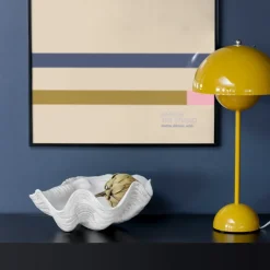 Adorno Shell, Large
