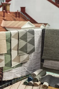 Alfombra de plástico Mellow greige, 70x250cm