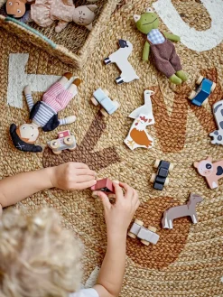Alfombra de yute Dinne Ø130 cm, alfabeto