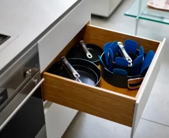 Batería de cocina antiadherente Space 8 piezas, Azul