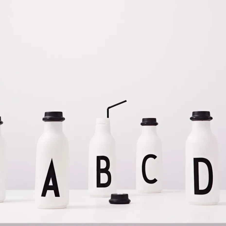 Botella Design Letters, B