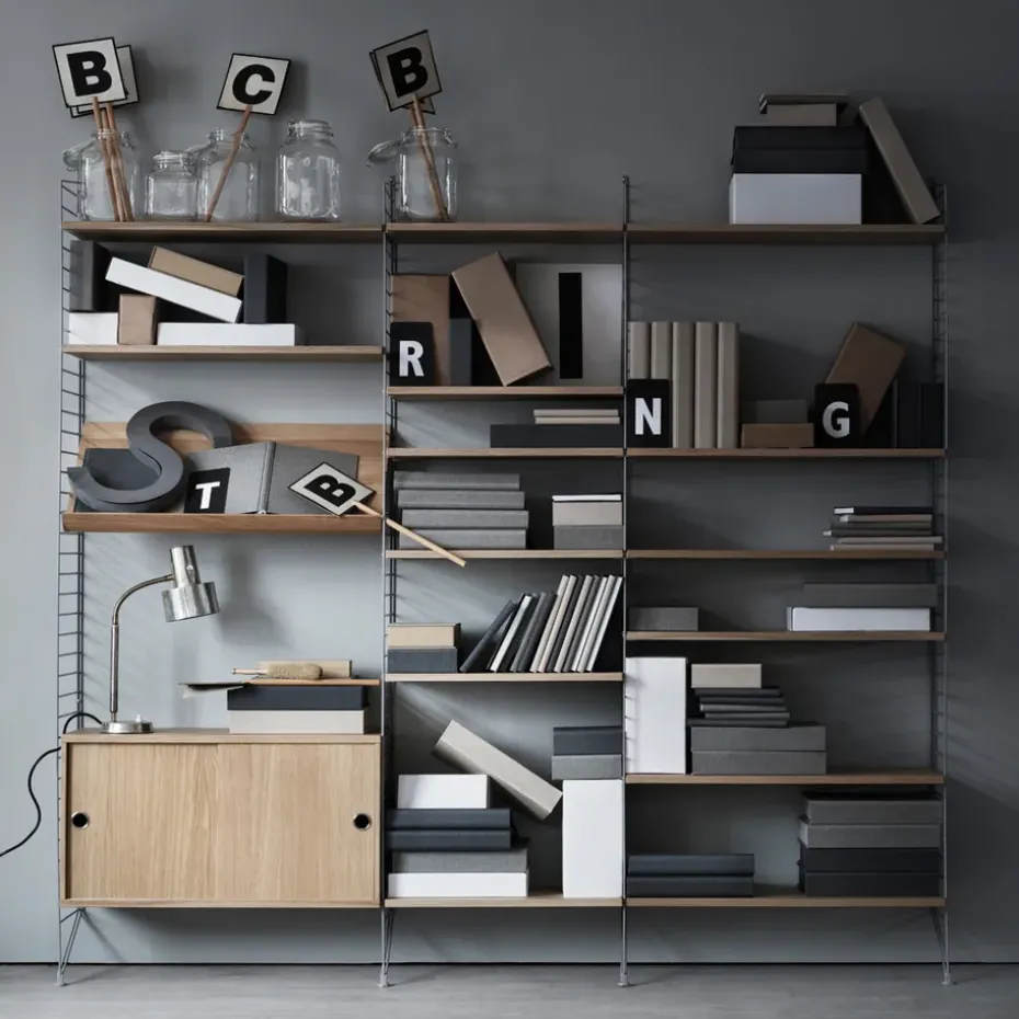 Cabinet con puertas correderas String, Fresno teñido de negro, 78x20 cm
