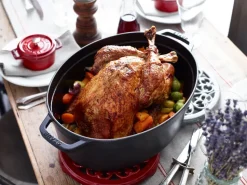 Cacerola de hierro fundido Staub La Cocotte oval 8 L, Negro