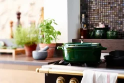 Cacerola de hierro fundido Staub La Cocotte oval 6,7 L, Verde albahaca