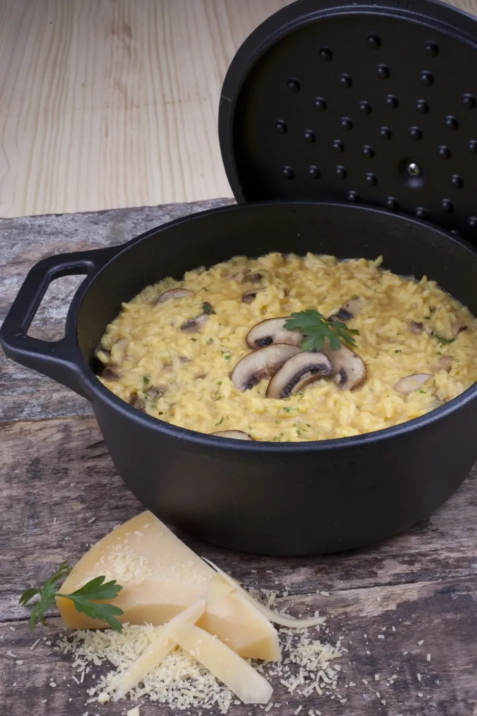 Cacerola de hierro fundido 3,8 l, Negro