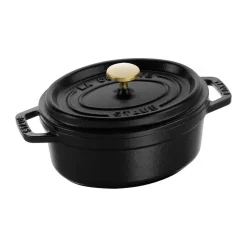 Cacerola de hierro fundido Staub La Cocotte oval 0,6 L, Negro
