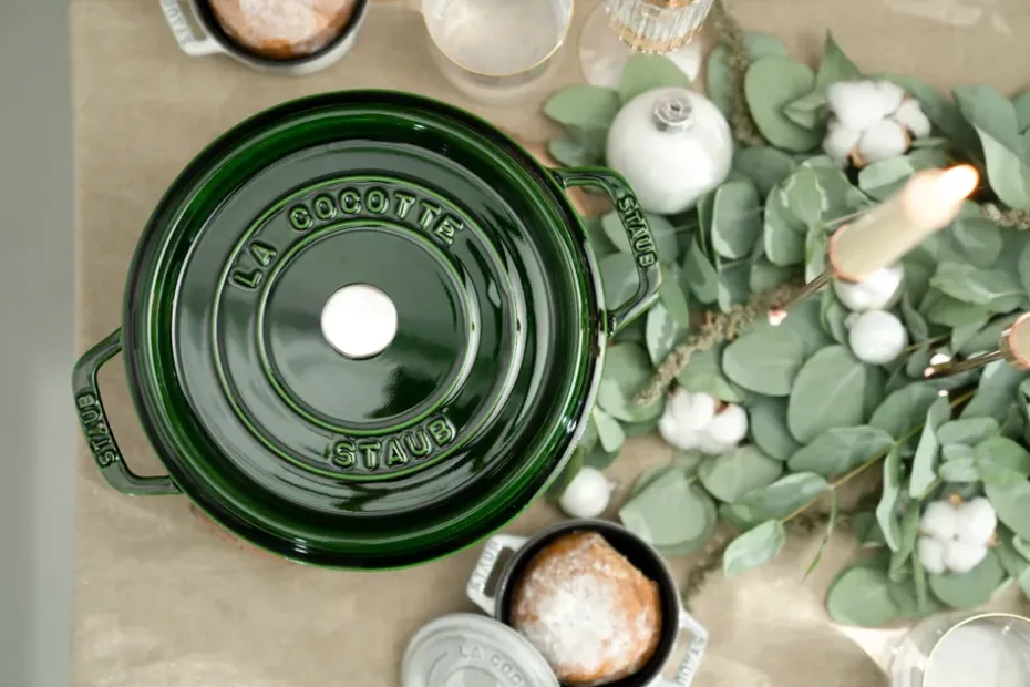 Cacerola de hierro fundido Staub La Cocotte redonda 5,2 L, Verde albahaca