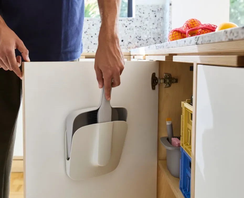 Cleantech Recogedor y cepillo para interiores montado en la pared con protector, Stone