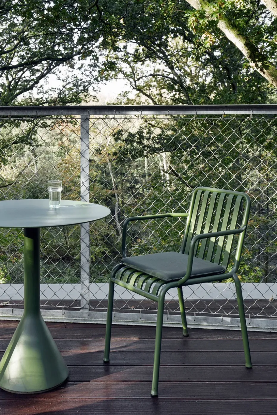 Cojín para silla y silla con reposabrazos Palissade, Olive