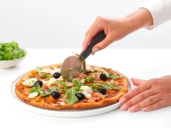 Cortador de pizza/masa TASTY+, Gris oscuro