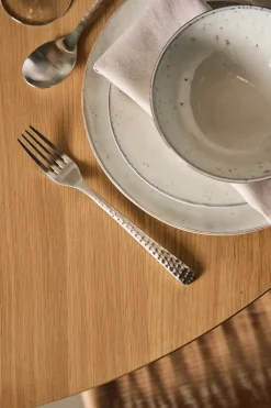 Cubiertos Hune 16 piezas, Brushed satin hammered