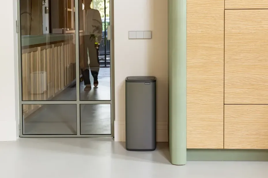 Cubo de basura Bo Touch Bin 30 L, Platino