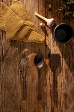 Cuchara de madera Rå, Ceniza tratada térmicamente