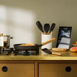 Cuchara mezcladora Nordic Kitchen grande, negro