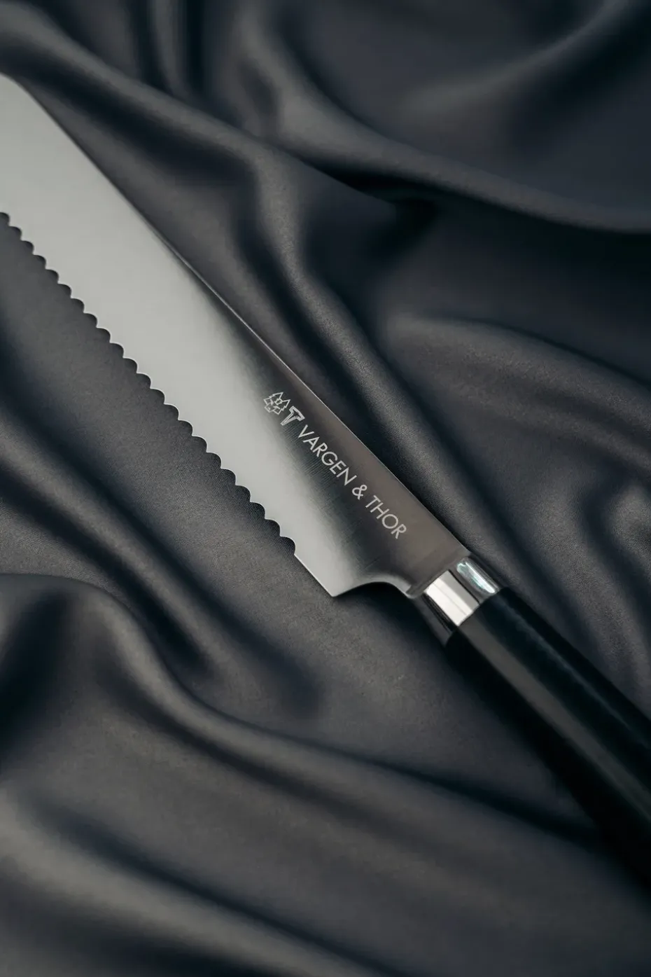Cuchillo de pan Vargavinter 21 cm, Elmer