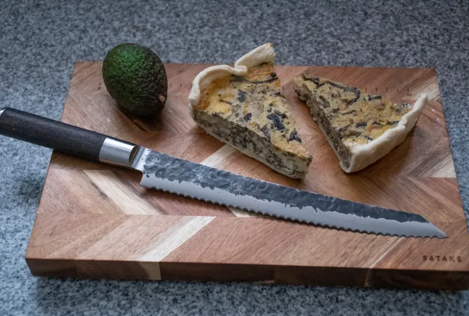 Cuchillo para el pan Satake Kuro, 25 cm