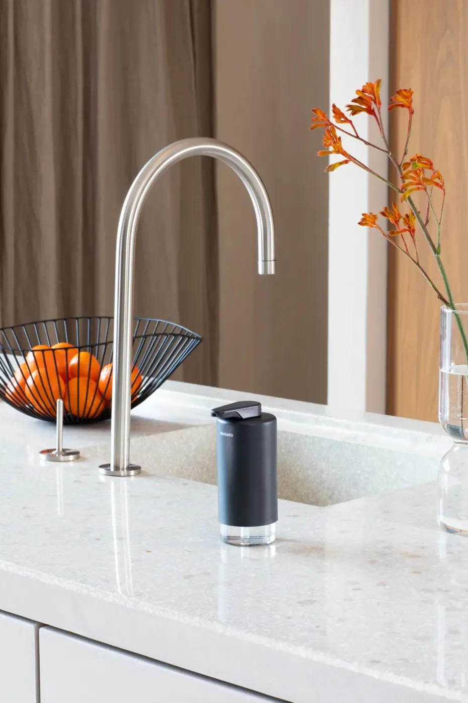 Dispensador de jabón SinkStyle, Mineral Infinite Grey