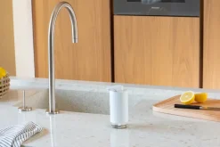 Dispensador de jabón SinkStyle, Mineral Fresh White