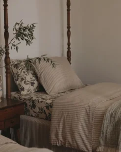Faldón de cama Stripe Mauve, 140x200x53 cm
