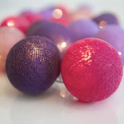 Guirnalda de luces Vivid Violet, 35 bolas