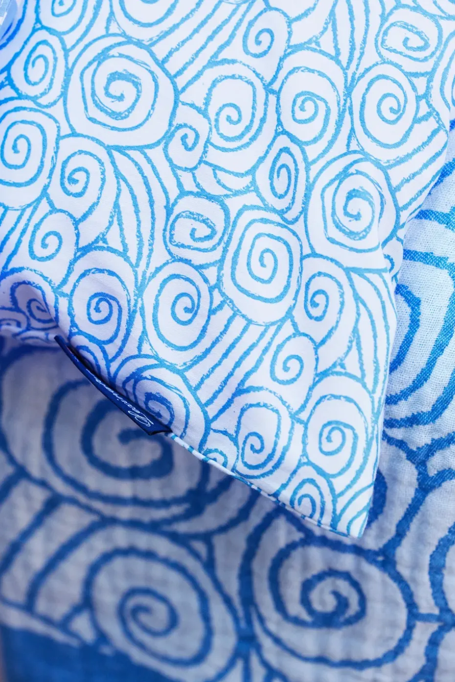 Juego de funda nórdica Wave Printed Cotton Sateen, White-Blue, 2 fundas de almohada