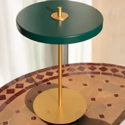 Lámpara de mesa Asteria Move, Forest green