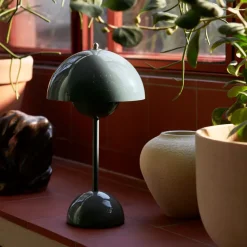 Lámpara de mesa Flowerpot portable VP9, Stone blue