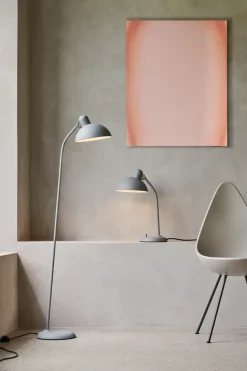Lámpara de mesa Kaiser Idell 6556-T, Easy Grey