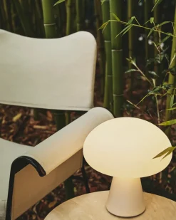 Lámpara de mesa Obello, vidrio pavonado