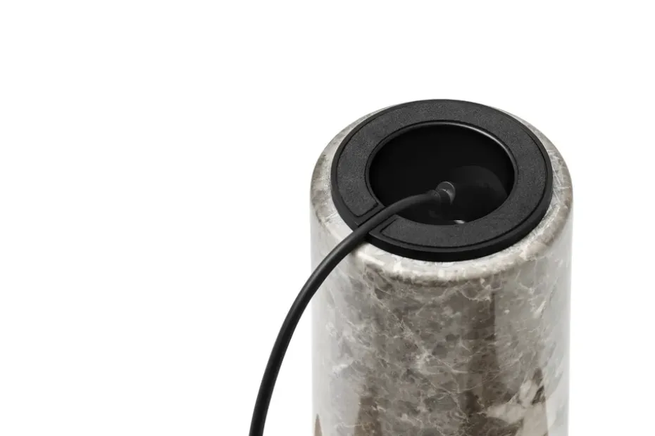 Lámpara de mesa portátil Kizu, Gris du marais