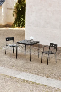 Lámpara de mesa portátil Pao, Cream white