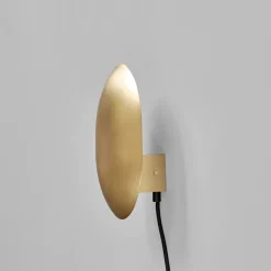 Lámpara de pared Clam 26 cm, Latón