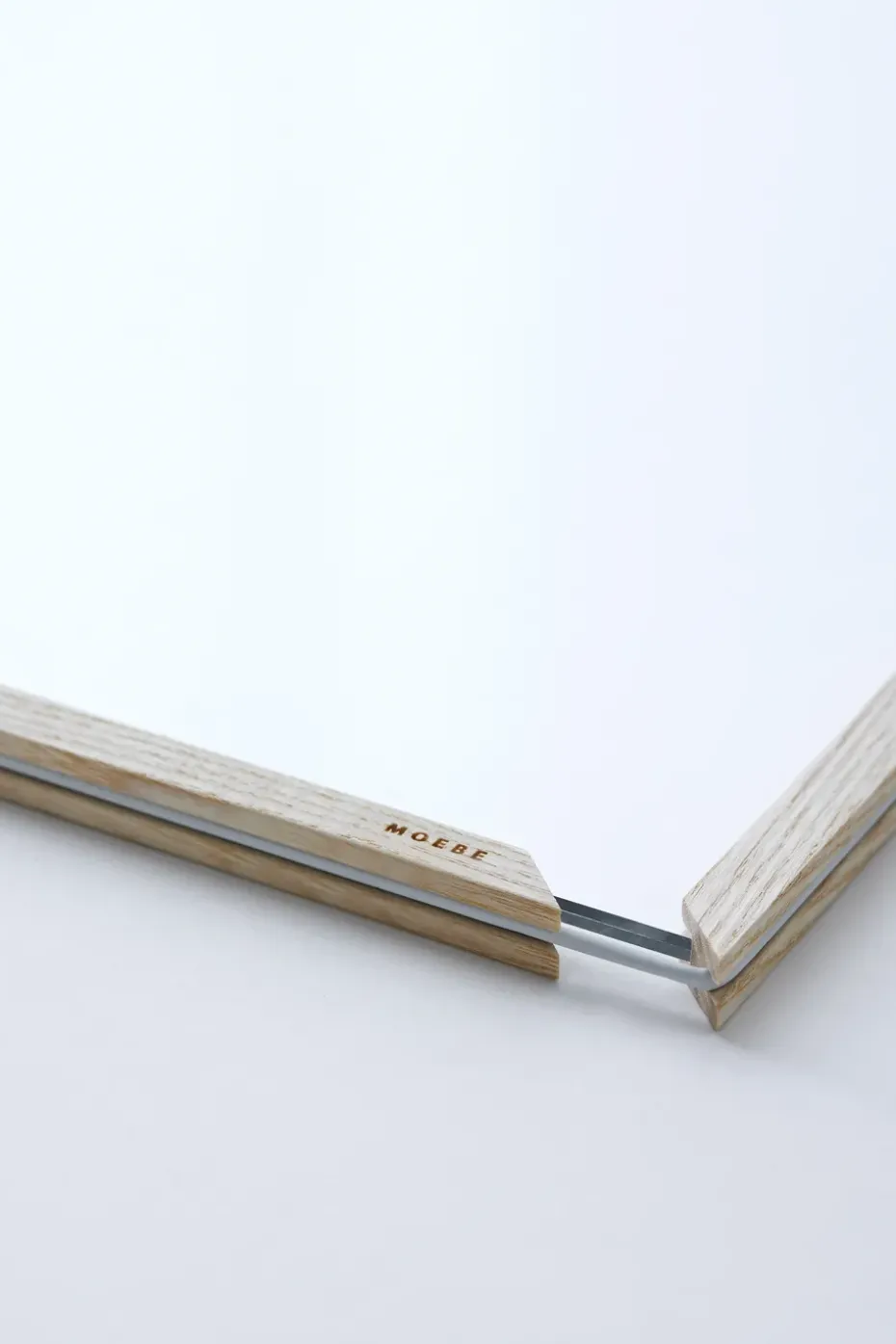 Marco de fresno Moebe A4 23,4x31,7 cm, Transparent, Wood, Black