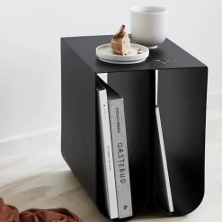 Mesa auxiliar Curved, Stainless steel