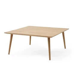 Mesa de centro In Between SK24 90 x 90 cm, Roble barnizado