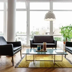 Mesa de centro Ninety rectangular, mármol indio, estructura de latón