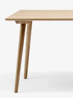 Mesa In Between SK6, Roble lacado transparente