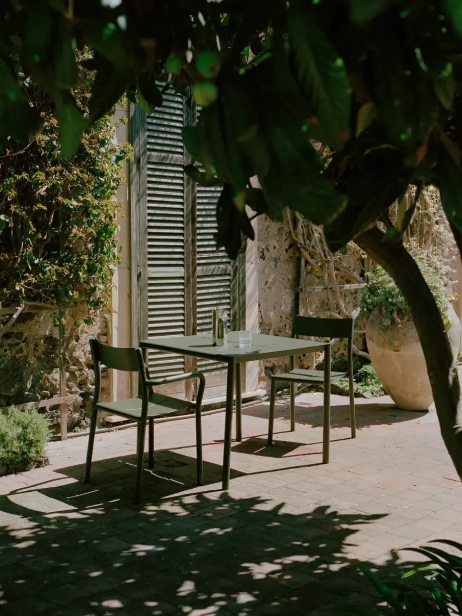 Mesa May Tables Outdoor 85x85 cm, Dark Green