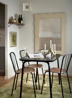 Mesa Same Table, negro