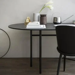 Mesa Snaregade ovalada, Negro