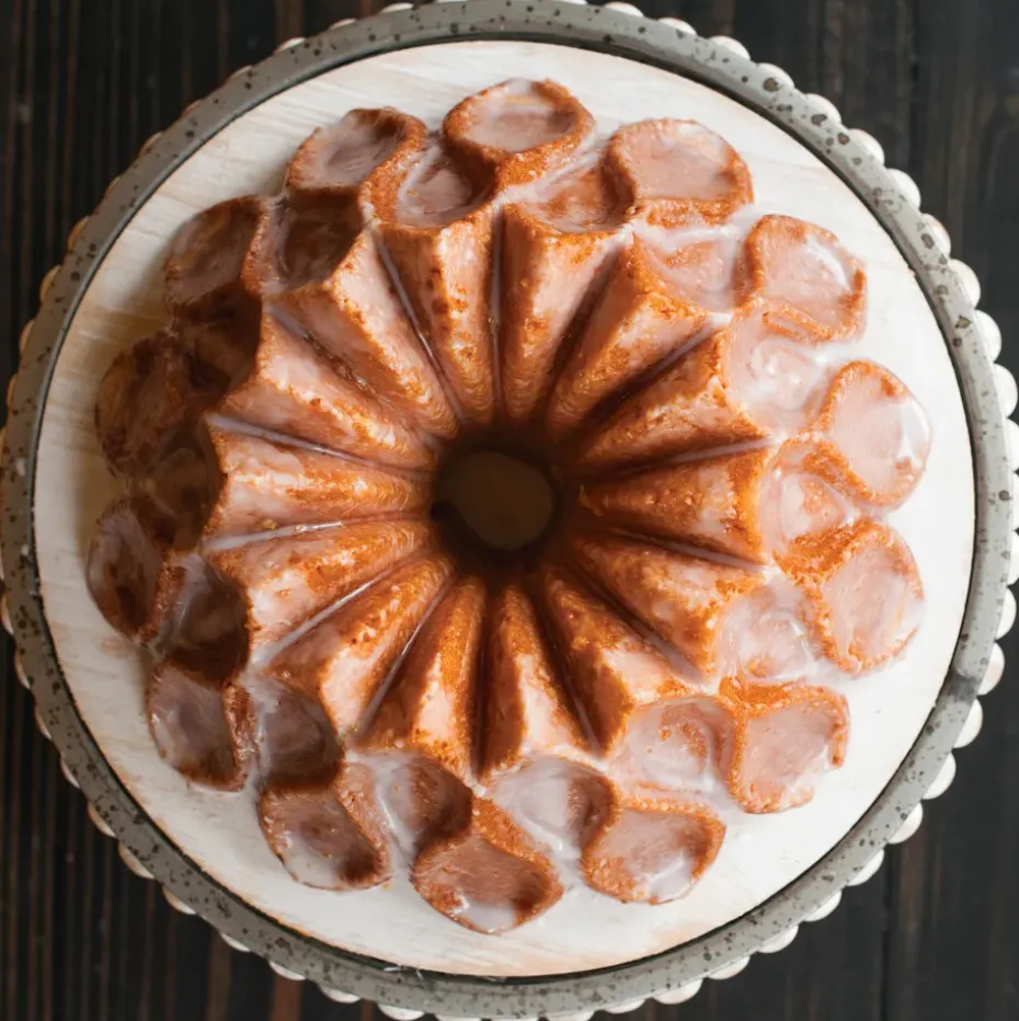 Molde de horno Nordic Ware crown bundt, 2,4 L