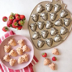 Molde de horno Nordic Ware strawberry bites, 0,4 L