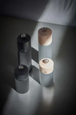 Molinillo de sal Line Dark 18 cm, Wood-aluminium