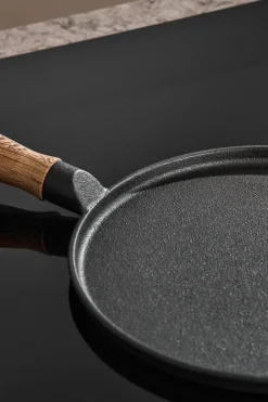 Sartén para panqueques de hierro fundido con mango de madera Nordwik, 23 cm