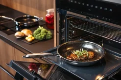 Sartén para saltear con tapa hybrid coating Hâws Santo, Acero inoxidable
