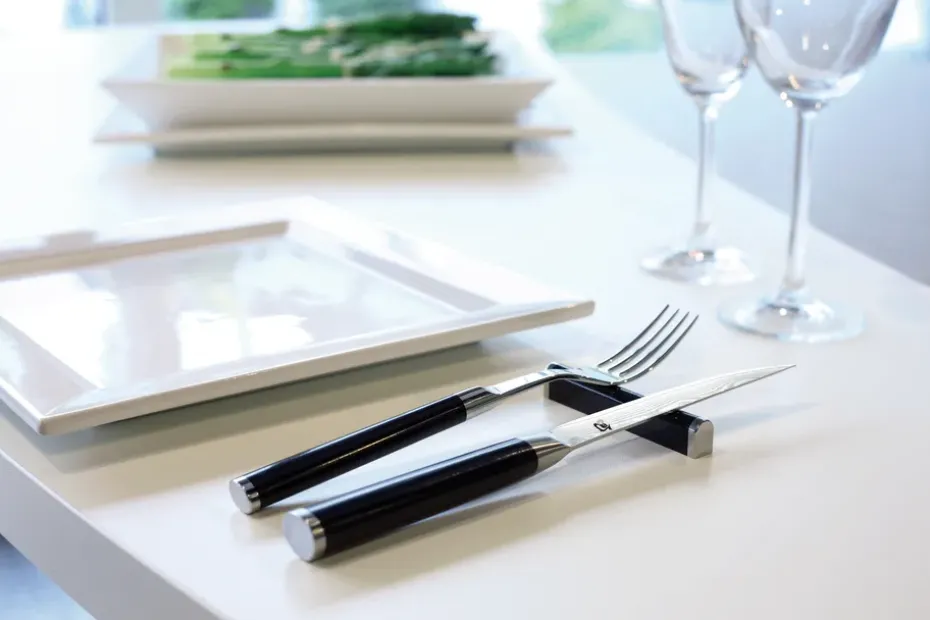 Set de cuhillo y tenedor Kai Shun Classic, cromo-negro