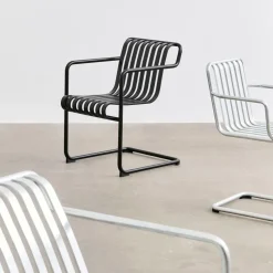 Silla con brazos Palissade Cantilever Dining , Antracita