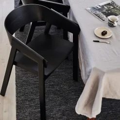 Silla con reposabrazos Cover, negro